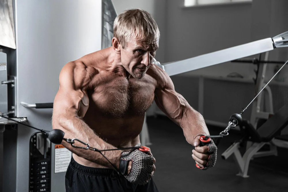 build insane triceps by doing skull crushers