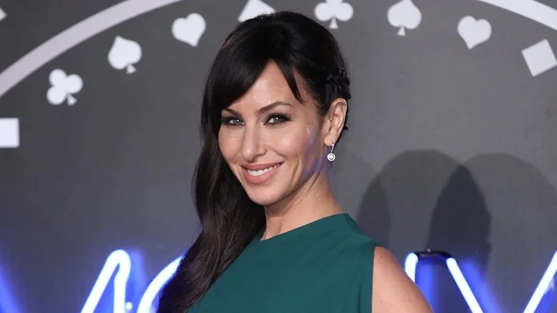 molly bloom net worth now